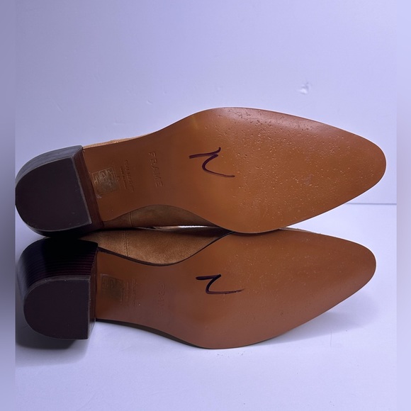 NWOB Frame Le Lexington Suede Chelsea boots - Picture 3 of 12
